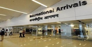 デリー空港に到着 -インドプランページ