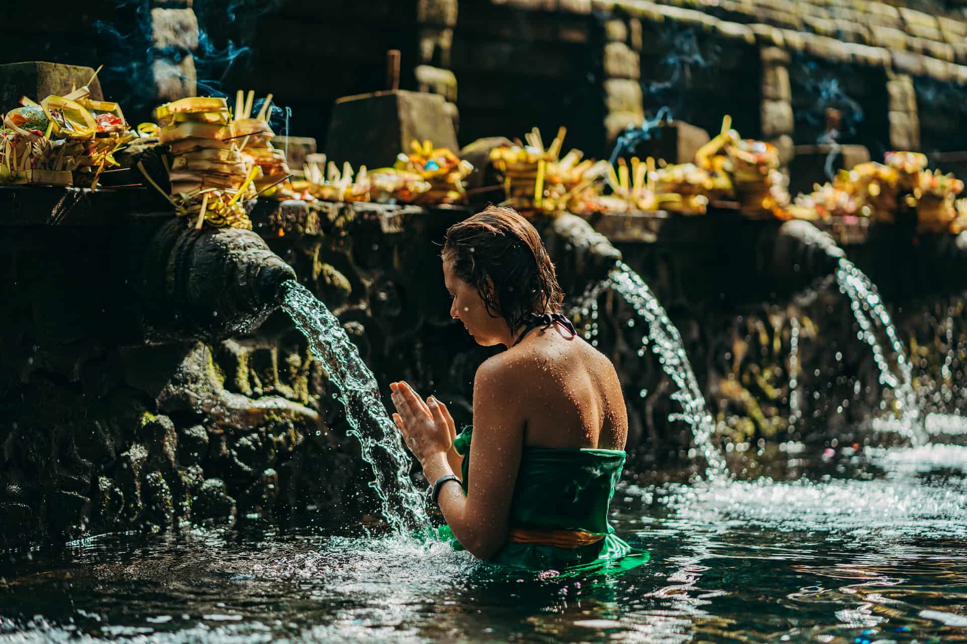 インドネシア バリ島のTirtha Empul-インドネシアプランページ