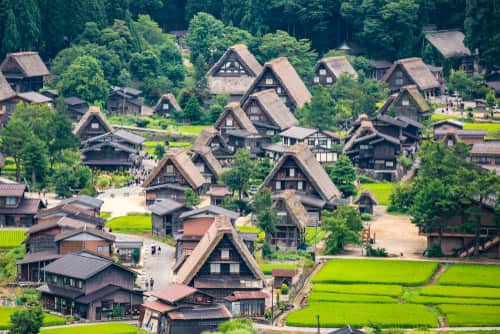日本の白川郷の空撮